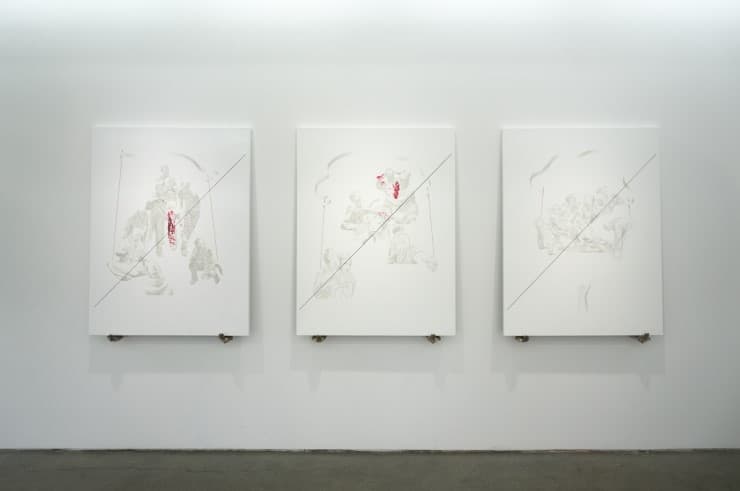 희생자-Descent 8, 2016. oil on canvas, 117x91cm(좌) 희생자-Descent 9, 2016. oil on canvas, 117x91cm(중앙) 희생자-Descent 10, 2016. oil on canvas, 117x91cm(우)