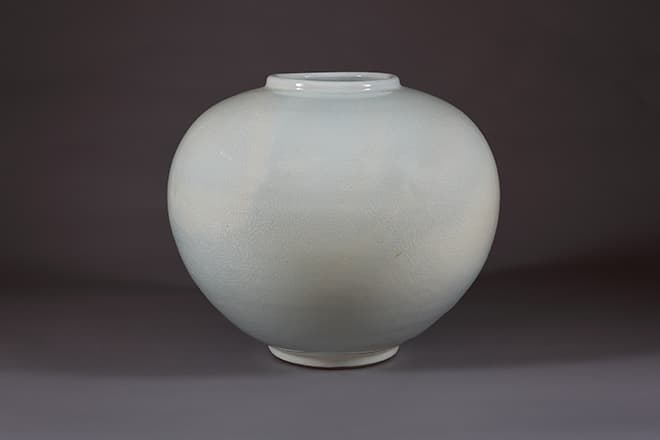 신정희 달항아리 42x49cm