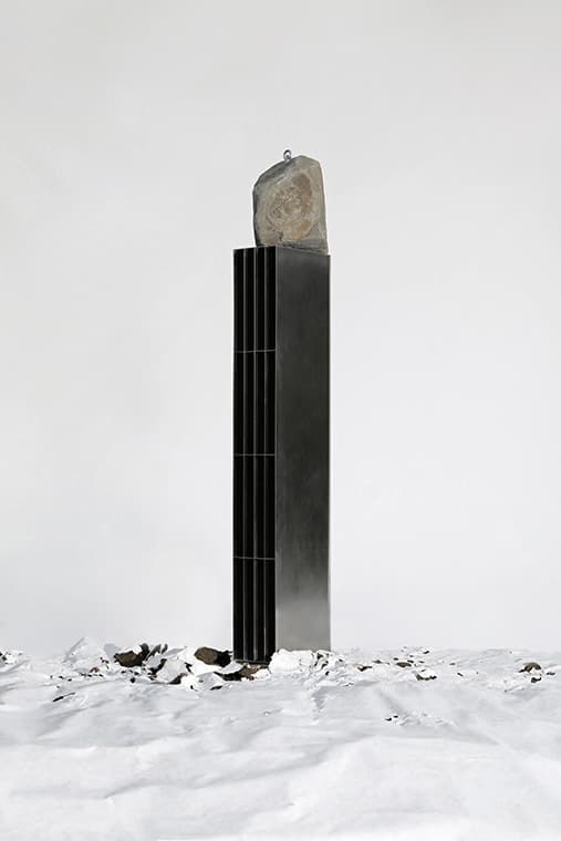 Kim Jinsik  Weight Collection scratched stainless steel, natural stone from Boryeong, metal wire, 23x43x250cm, 2018