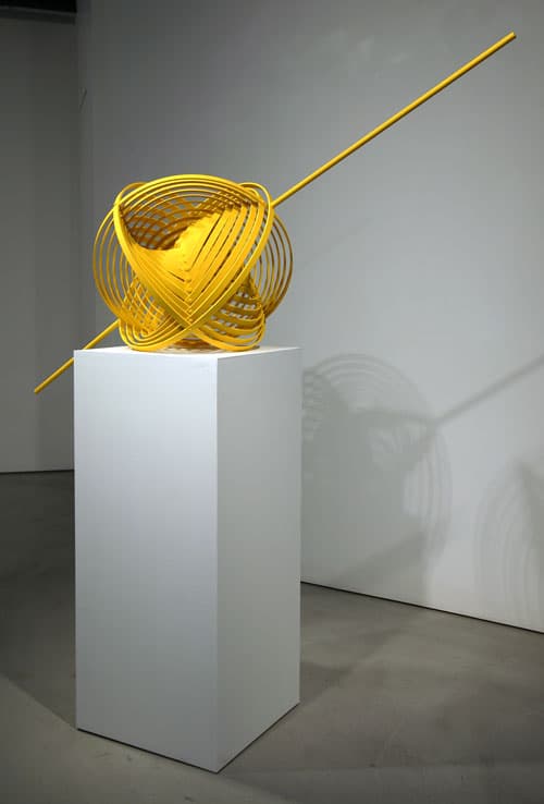 윤성필, ENERGY 26  알루미늄에 우레탄도장, 볼트, 너트 117x50x100cm  2016