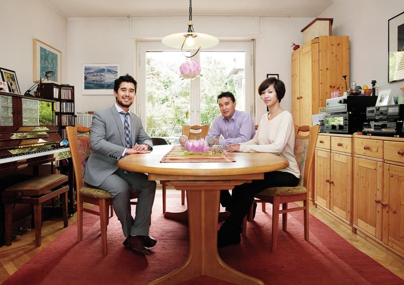 ⓒ김인숙, Between Breads and Noodles Brothers and I, 140x98.8cm, Archival Pigment Print, 2014