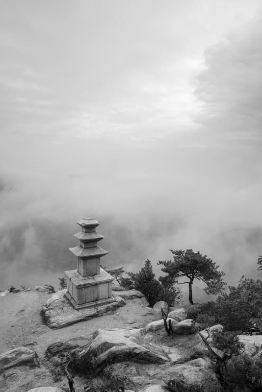 이호섭, NS05, archival pigment print, 90×60cm, 2016