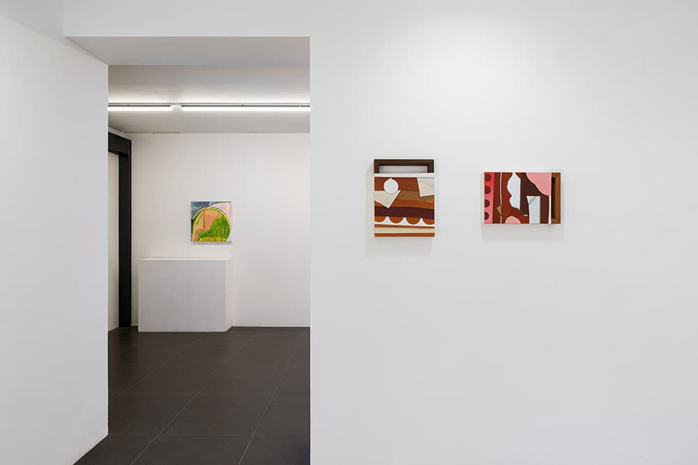 <Transition Navigator> installation view, 2021, Gallery Ooojh (photograpy: Jeong Kyun Goh), 루이즈더우먼 제공