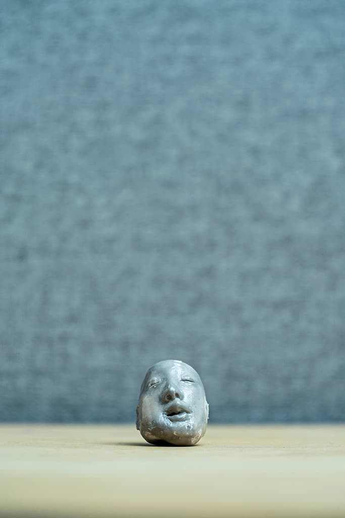 최윤석, 얼굴을 기다리며 Waiting for A Face, 2020, 설치, 라이브 퍼포먼스