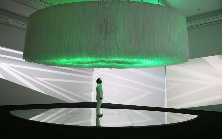 한 호_Eternal Light Noha.s Ark  15mx15mx7m  Hangi,LED Panorama_ 4 Chanel Video_mirror_Strong grass_2017