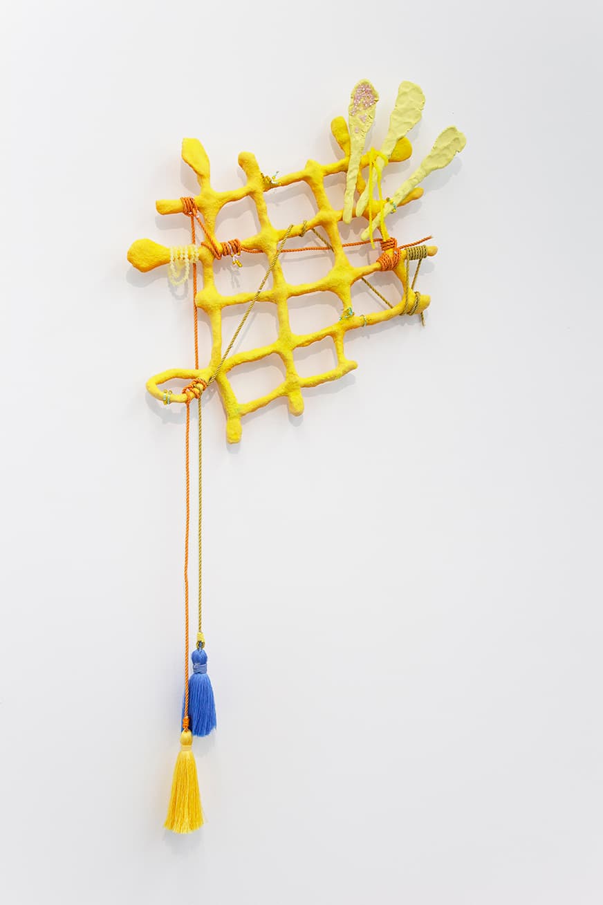 <만져질 듯, 찬란한>, 2021. 혼합 재료, 84 x 40 x 5 cm