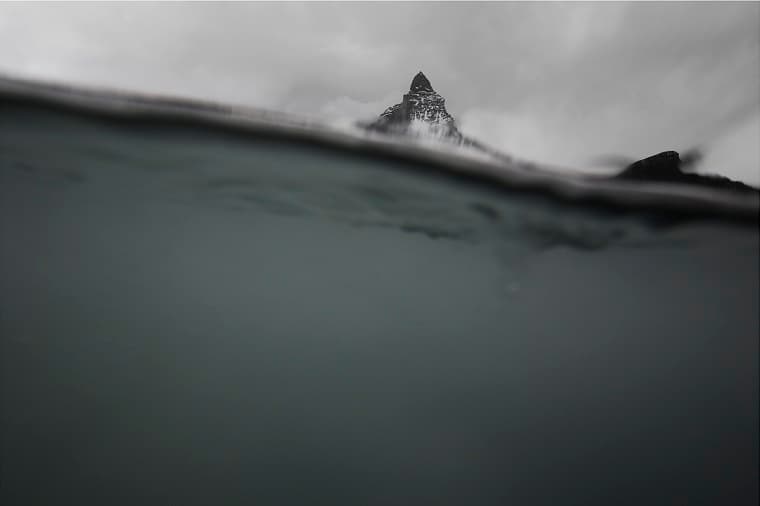 ⓒ하 을 , 양서류 프로젝트 마테호른 ), 180x120cm, Archival Pigment Print on Fine Art Paper, 2014