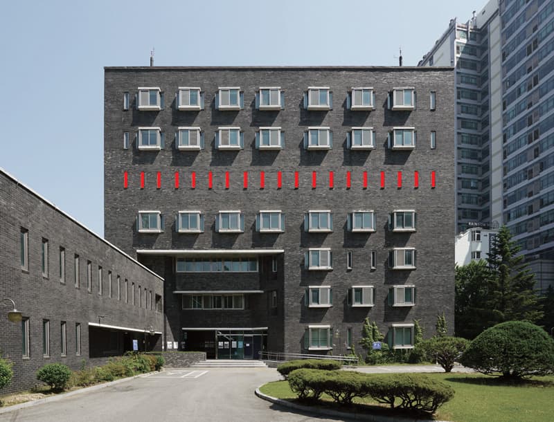 진달래&박우혁 JIN DALLAE & PARK WOOHYUK, 적색 사각형들 Red Rectangles