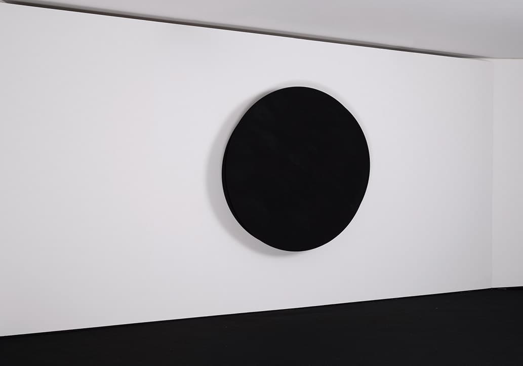 두 개의 타원 Two Ellipses, PVC Form, motor, stainless steel, 1,500×1,500×200(mm), 2021