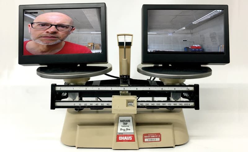 My Fat Head - 2017 2 Pan Balance Scale, 2×7” Monitors, Custom Electronics, Stepper Motor H: 20 cm W: 30 cm D: 15 cm