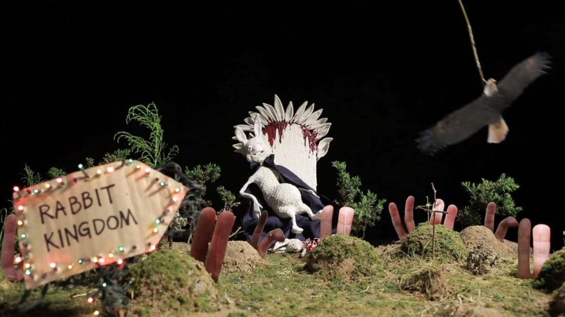 LAZYVIDEO, 토끼의 왕, 가변크기, 미디어 설치, 05' 40", 2013