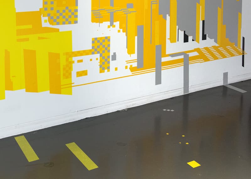추미림, 9가지 컬러 스펙트럼, 2018, 시트지, 22x3.7m    <두 개의 기둥과 일곱 개의 글자>전 설치 내 작품 세부