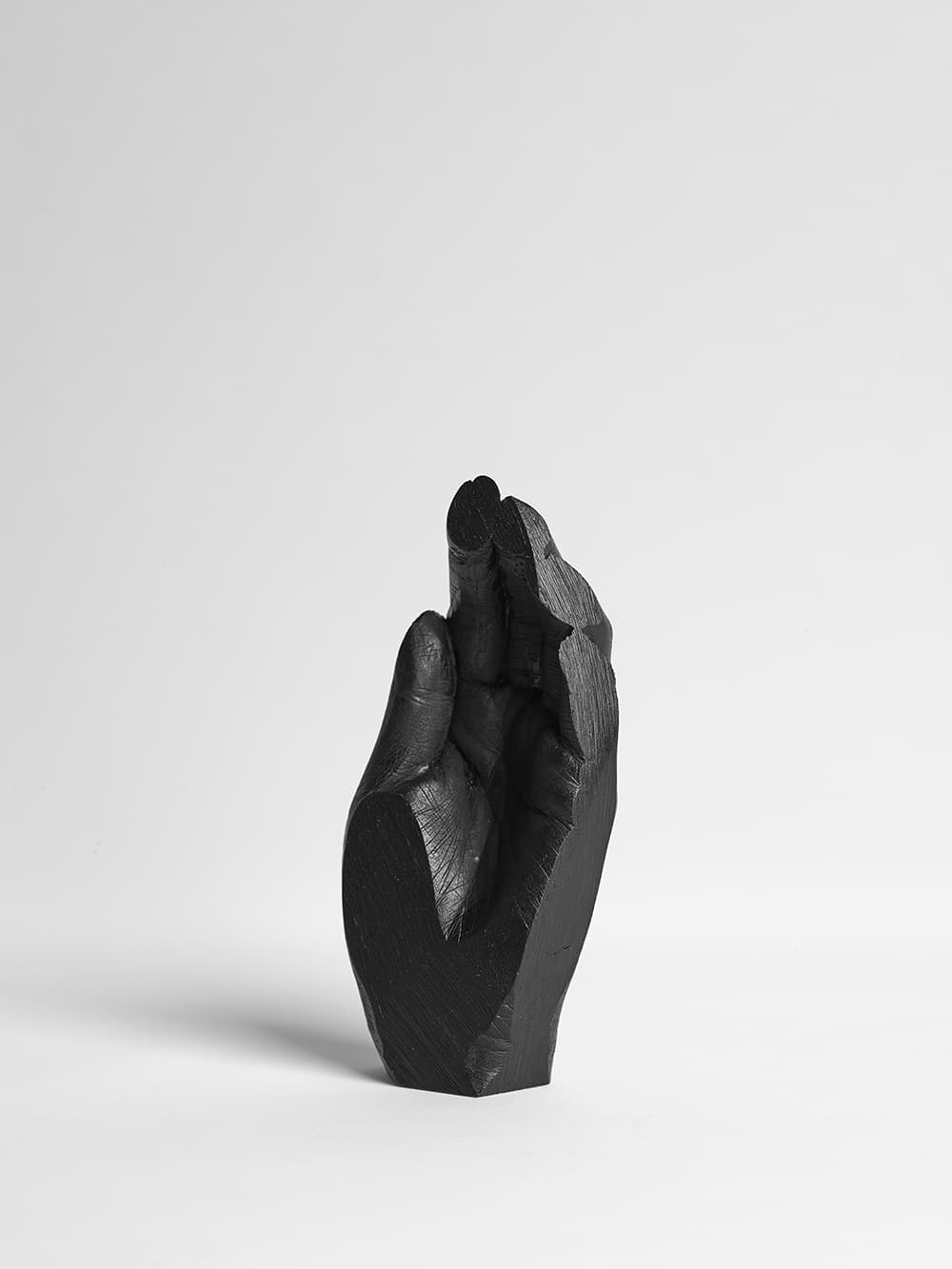 양정화, The End on Wall, life size, acrylic on casting plaster, 2019