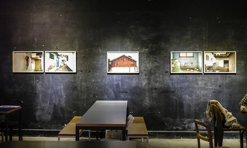 <빈방에 서다> 전시전경_ 테이크아웃드로잉 이태원점