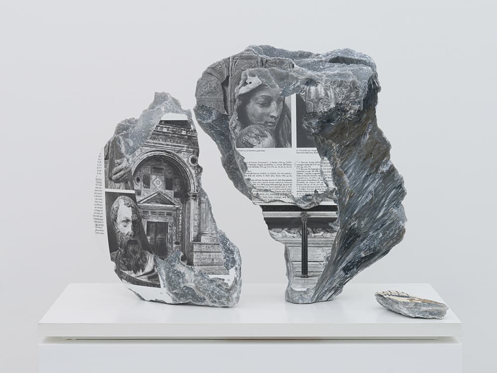 필립 로에쉬 Philip Loersch, Von Don, 2020, pencil, ink, acrylic, lacquer on soapstone, 39.5 x 51 x 18 cm Courtesy of the artist and ThisWeekendRoom