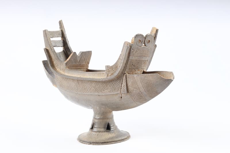 배모양 토기 舟形土器 Ship-shaped Pottery 창원 현동 387호 가야 5세기 높이 18.3㎝ 삼한문화재연구원
