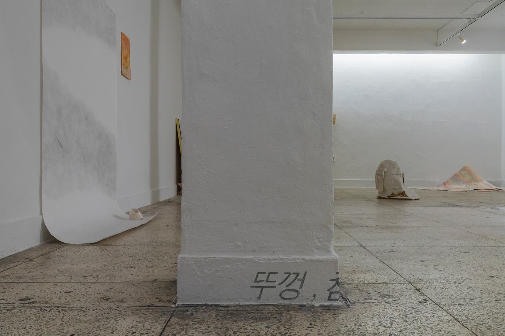《졸리다 Zolida》 전시전경, 프로젝트 스페이스 사루비아, 2024