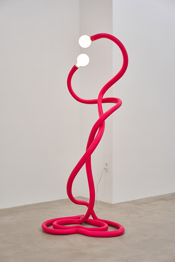 정그림_Mono series_Lovers_Silicone, steel_700x500x2000mm_2021