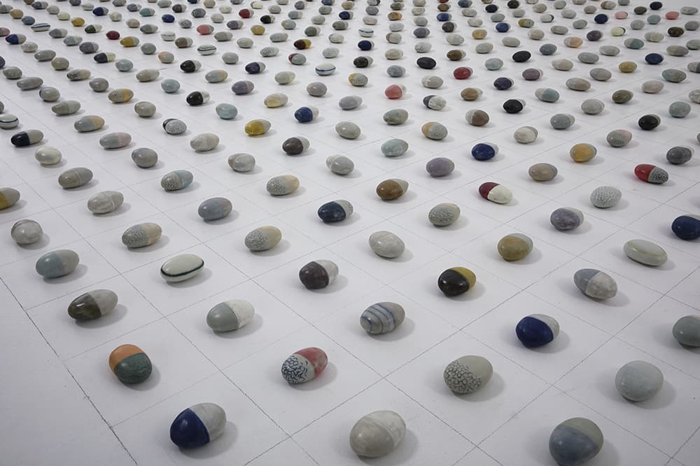 곽경화_Untitled_Variable dimensions_Glazed ceramic_2020