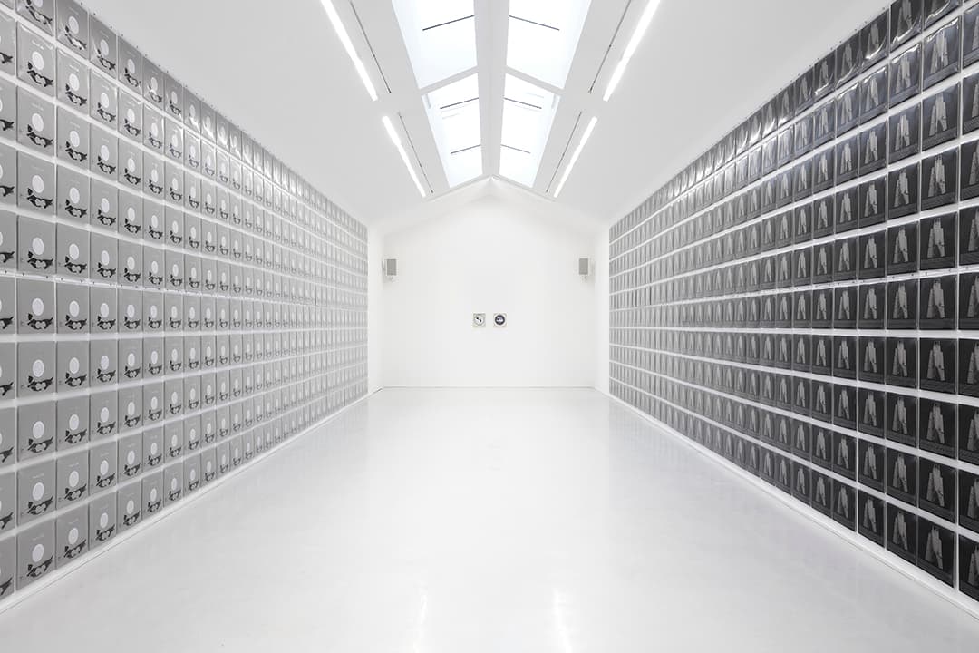 설치 전경 Installation view, 수리 칼 Souris Calle, Perrotin, Paris, 2018. Courtesy of the artist; Perrotin. Photo: Claire Dorn