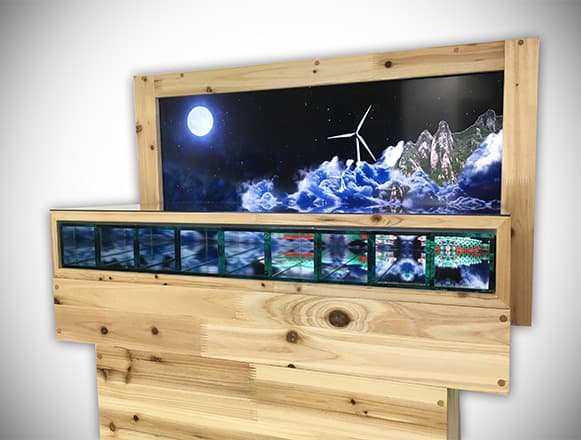 임용현_Imagine_2016_LED TV, 거울, 삼나무_66.5x124x41cm_4min 40sec