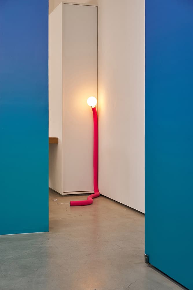 정그림_Mono series_Silicone, steel_800x300x1200mm_2021