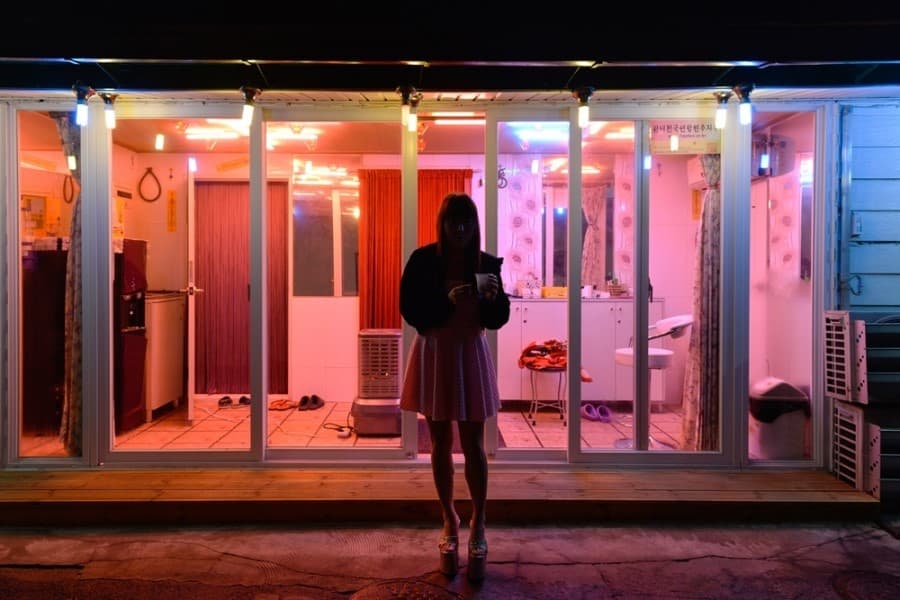 장용근. 60 X 90cm. pigment print. 2016