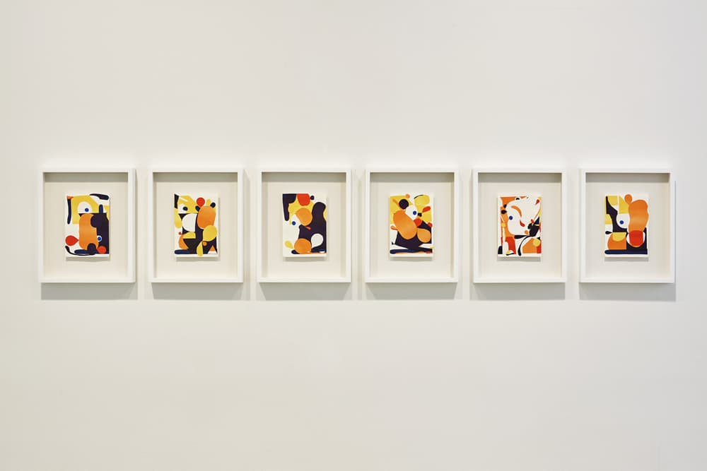 오승열, 〈Rhythm of Mass (AG) ~ (AL)〉, 2019. 리소그래피 종이, 각 25 x 15 cm, 프레임 크기: 각 37.8 x 31. 7 x 4(D) cm. 이미지 출처: 원앤제이 갤러리