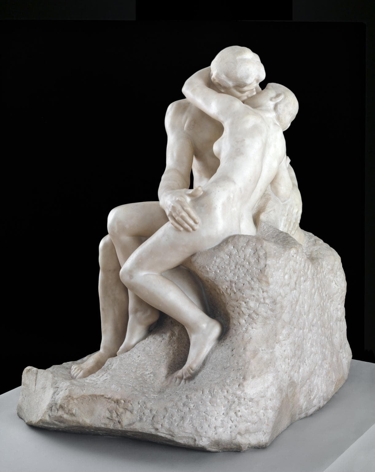 Auguste Rodin, The Kiss, 1901-04 펜텔릭 대리석, 182.2×121.9×153㎝ Purchased with assistance from the Art Fund and public contributions 1953