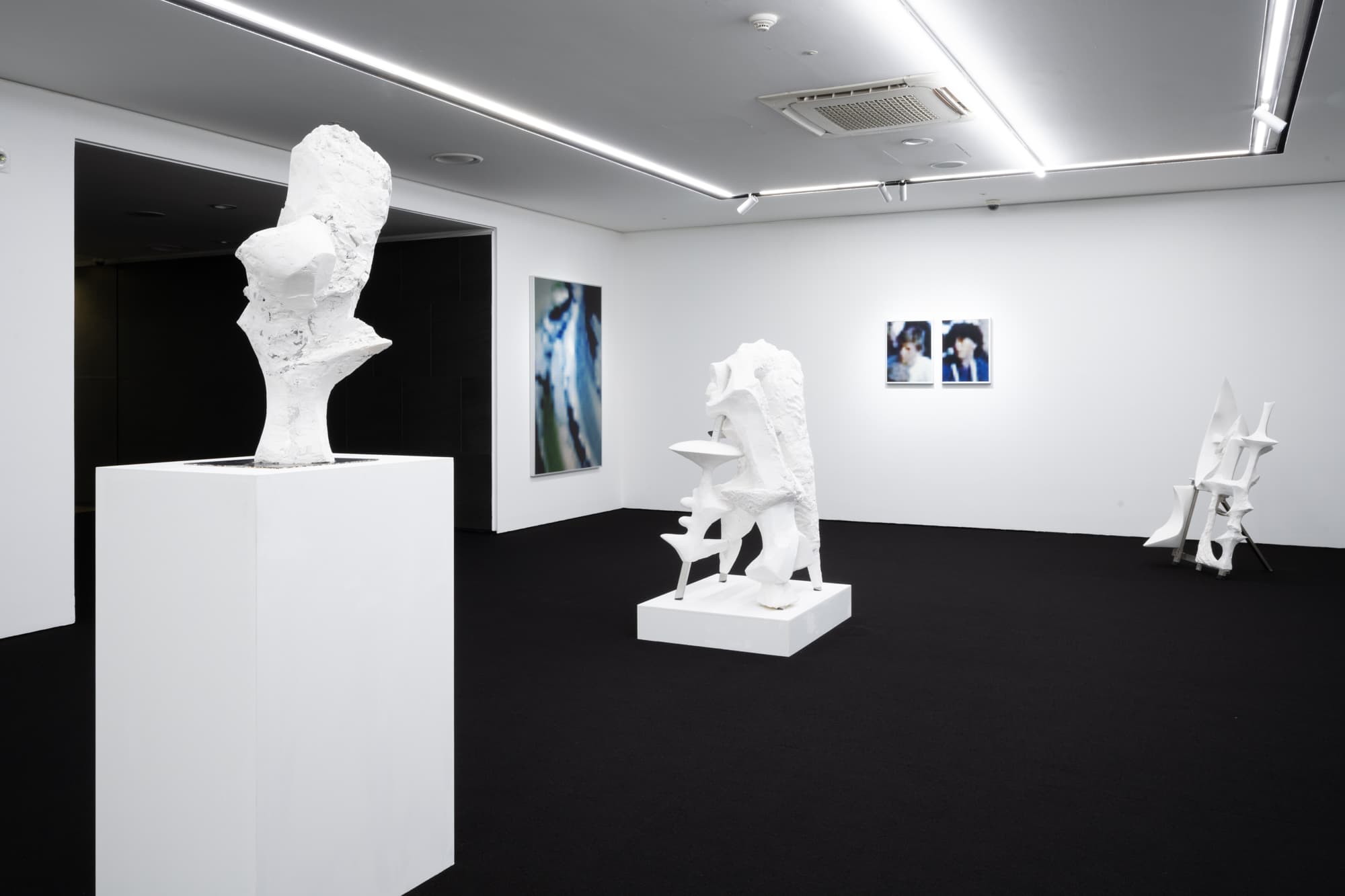 《inter-face》전시전경, 2022, 사진: 정영호.