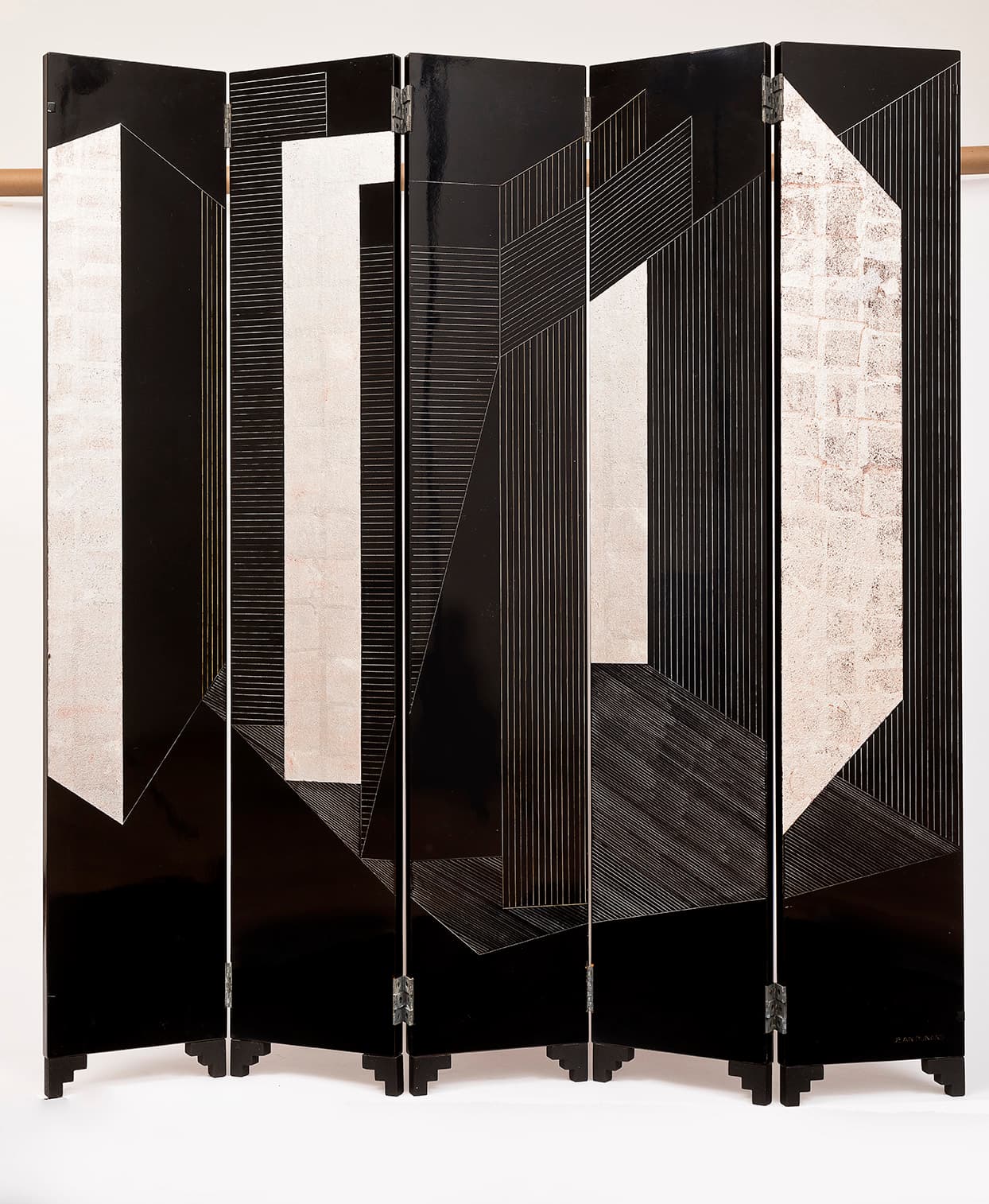 DECO, DECOR, DECORUM 1