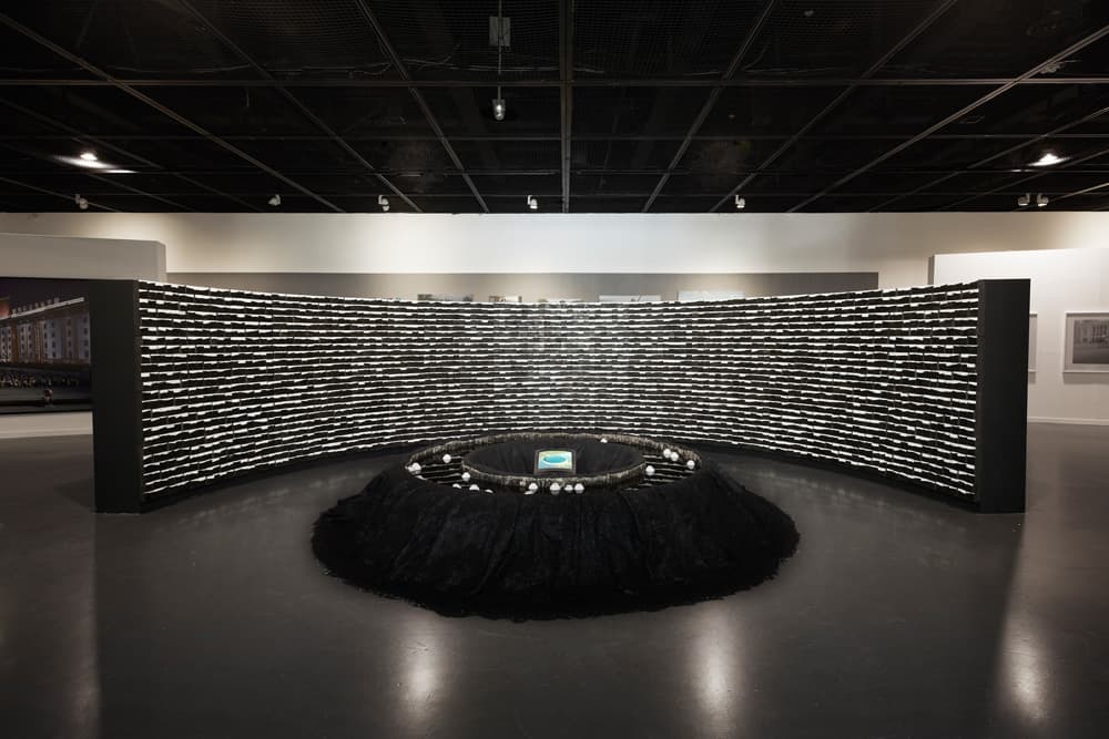 강익중, 금수강산, 혼합매체, 가변크기, 2015