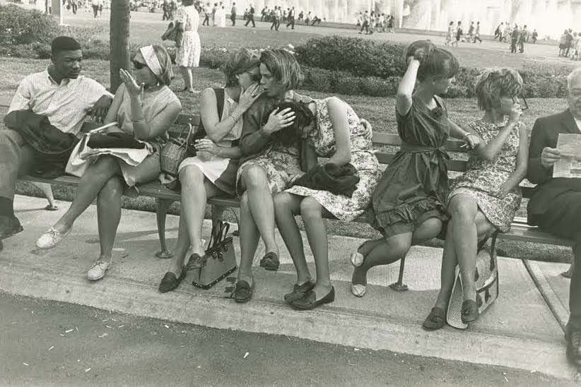 Women Are Beautiful ⓒ Garry Winogrand