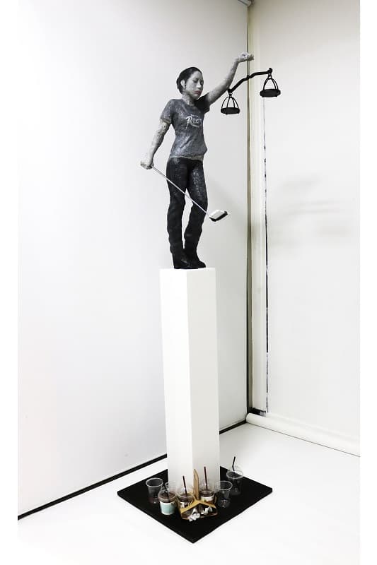 <묵인>, acrylic, FRP, PLA, 60×60×227cm, 2016