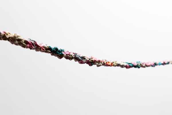 정승운, SL 150402, Oil on thread, 2015 (Detail)