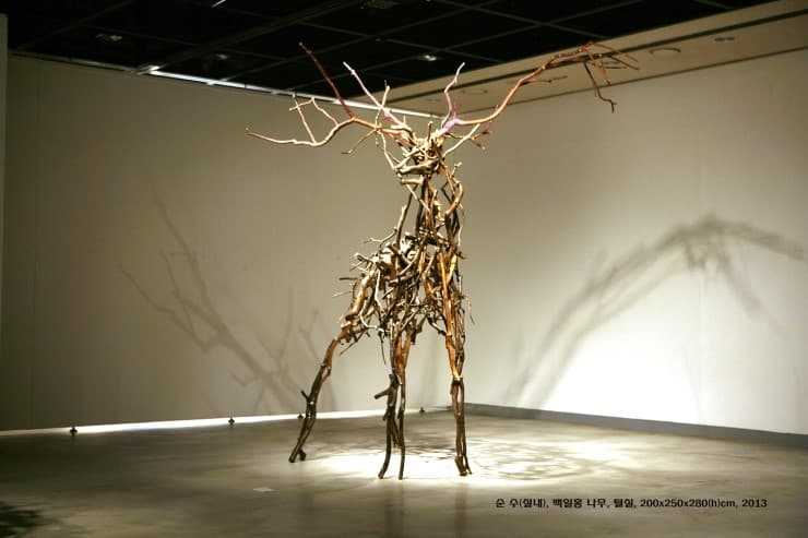순수 serise1 / 백일홍나무 털실 200x250x230(h)cm  2013  