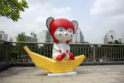 최혜광, 랑이는 바나나를 좋아해, 철, 180x70x160cm, 2015